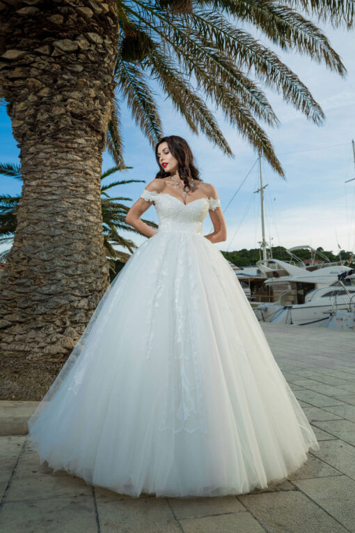 Thyra-Mont Elisa Wedding Dress