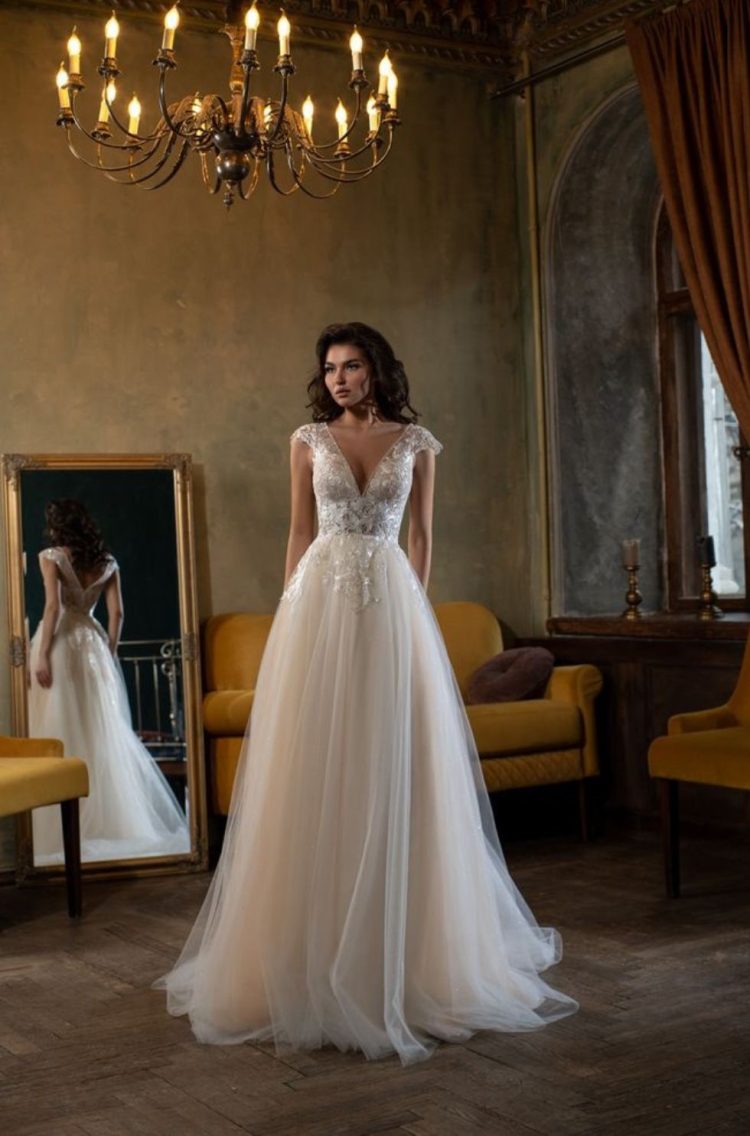 Wedding Dress 125653/Minnie-Mont Eliza